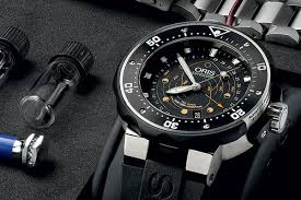 Oris ProDiver Moon Pointer