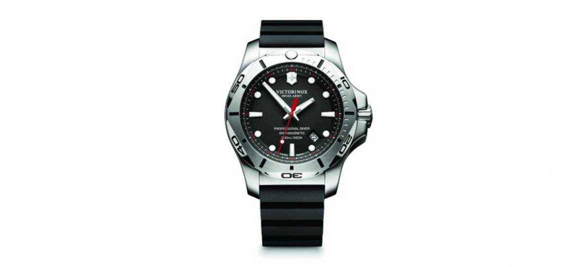 25 BEST Dive Watches Under 1000 (Luxury Meets Affordability!)