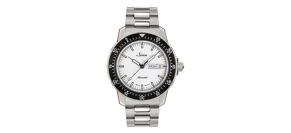 15 BEST White Dial Dive Watches (Absolutely Mesmerizing!)
