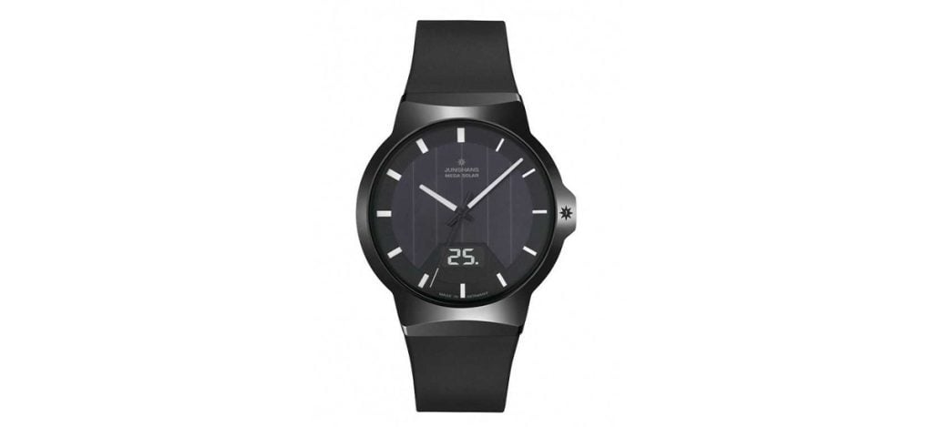 15.  JUNGHANS FORCE MEGA SOLAR REF. 18/1000.00