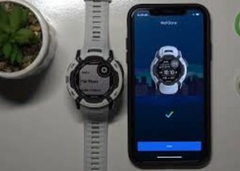Do Garmin Watches Work With iPhones?
