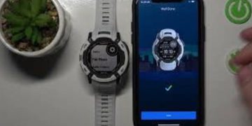 Do Garmin Watches Work With iPhones?