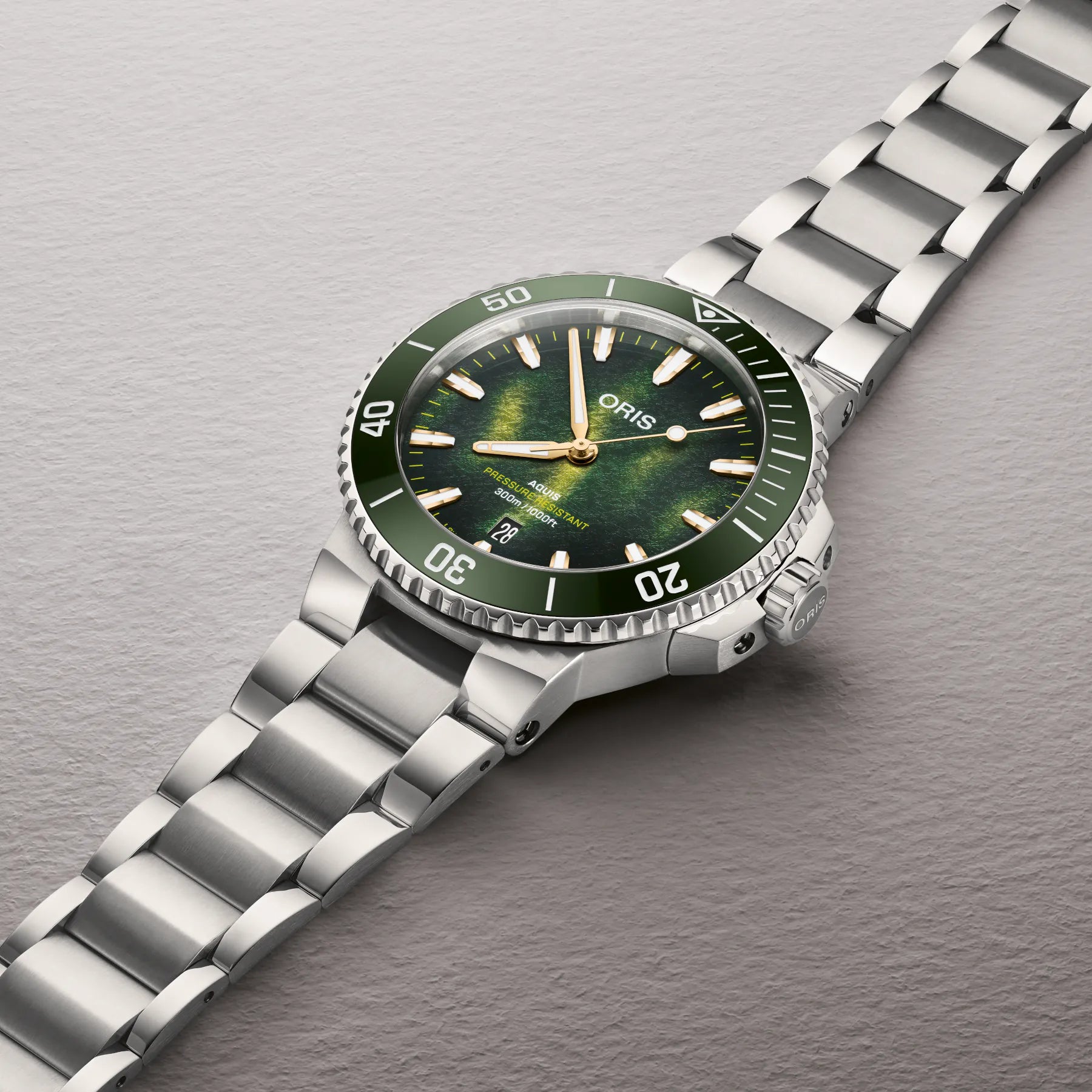 Oris Aquis Kelp Forest Limited Edition 01 733 7787 4187-Set