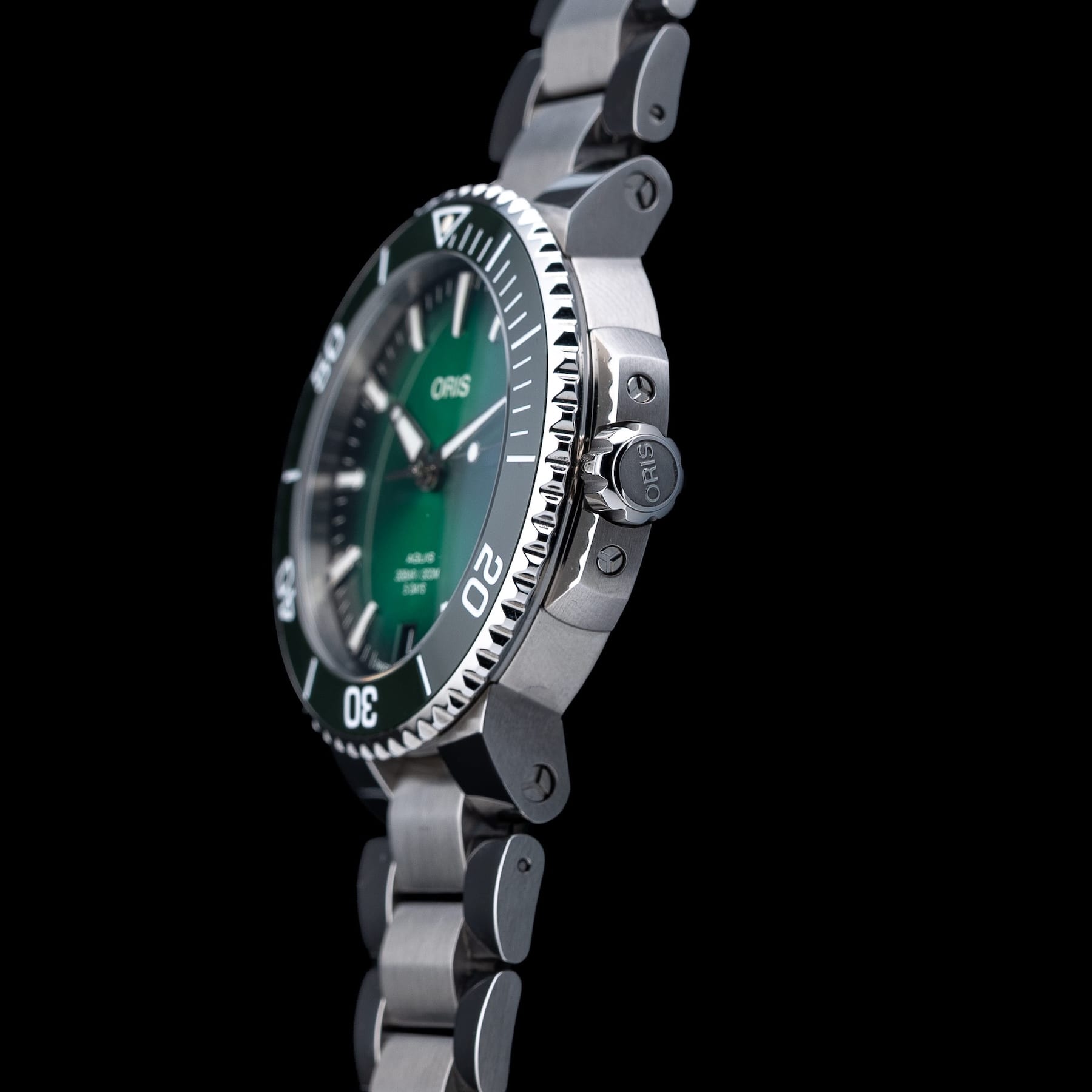 Oris 01 400 7769 4157 Aquis Date Calibre 400