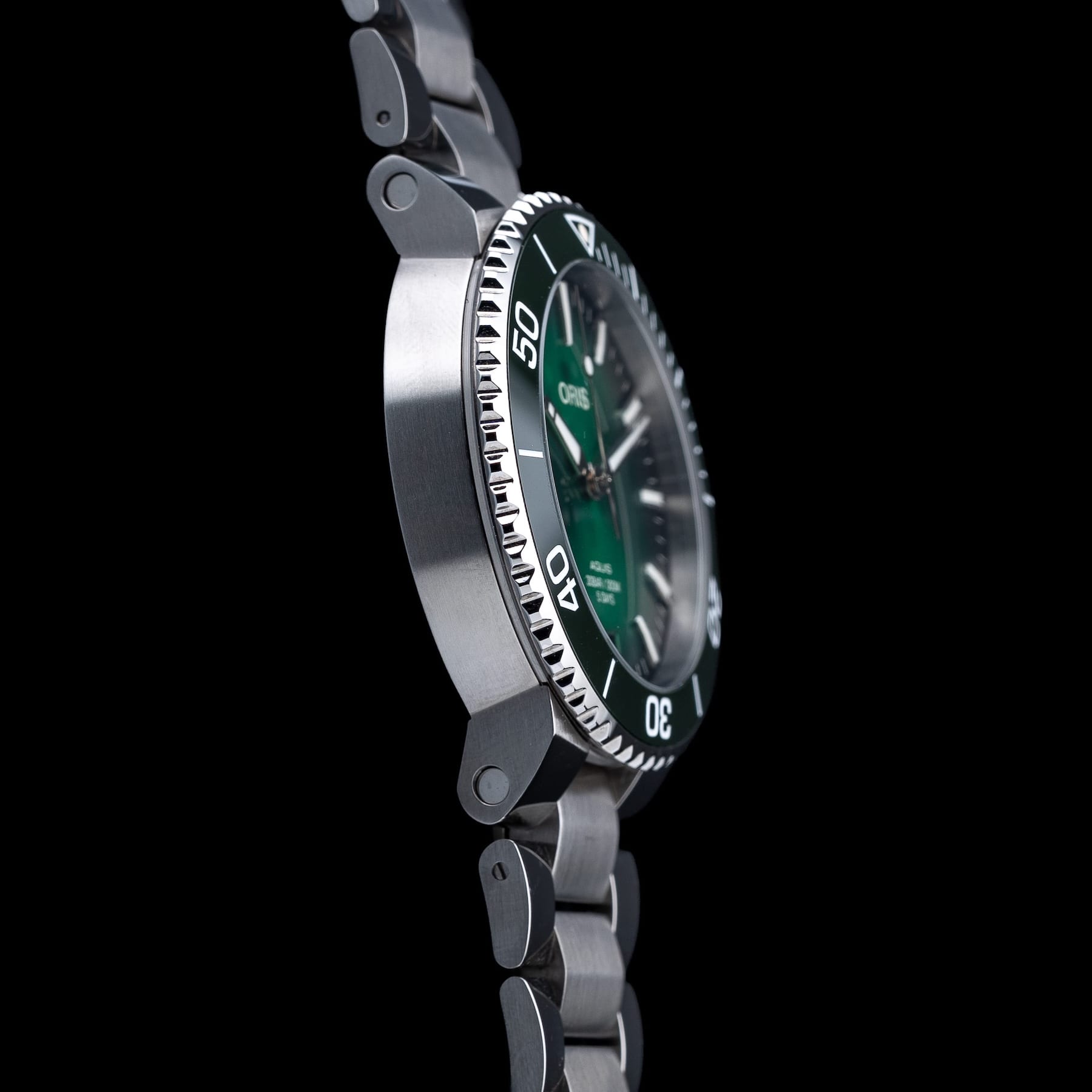 Oris 01 400 7769 4157 Aquis Date Calibre 400