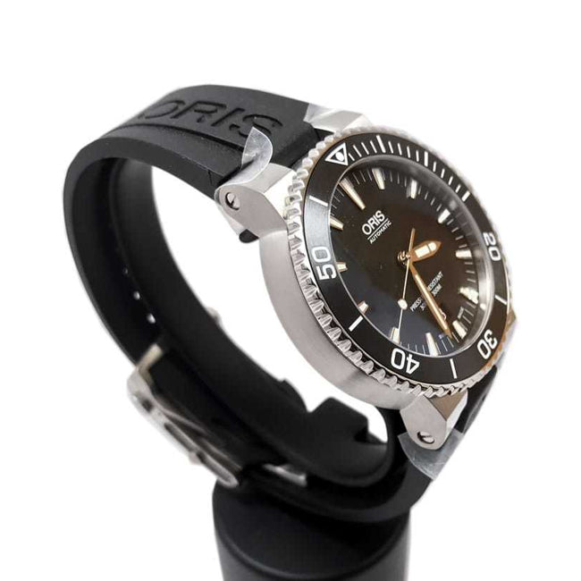 Oris Aquis Date 01 733 7653 4154