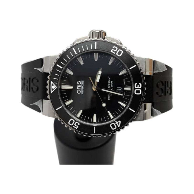 Oris Aquis Date 01 733 7653 4154