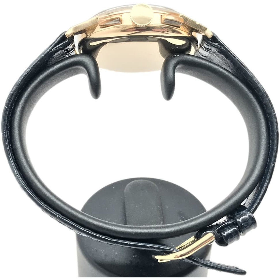 Vintage 1940s Universal Geneve 18k Yellow Gold