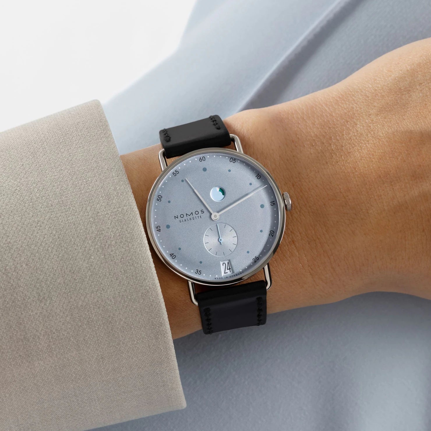 NOMOS Glashütte Metro Date Power Reserve Ice Blue