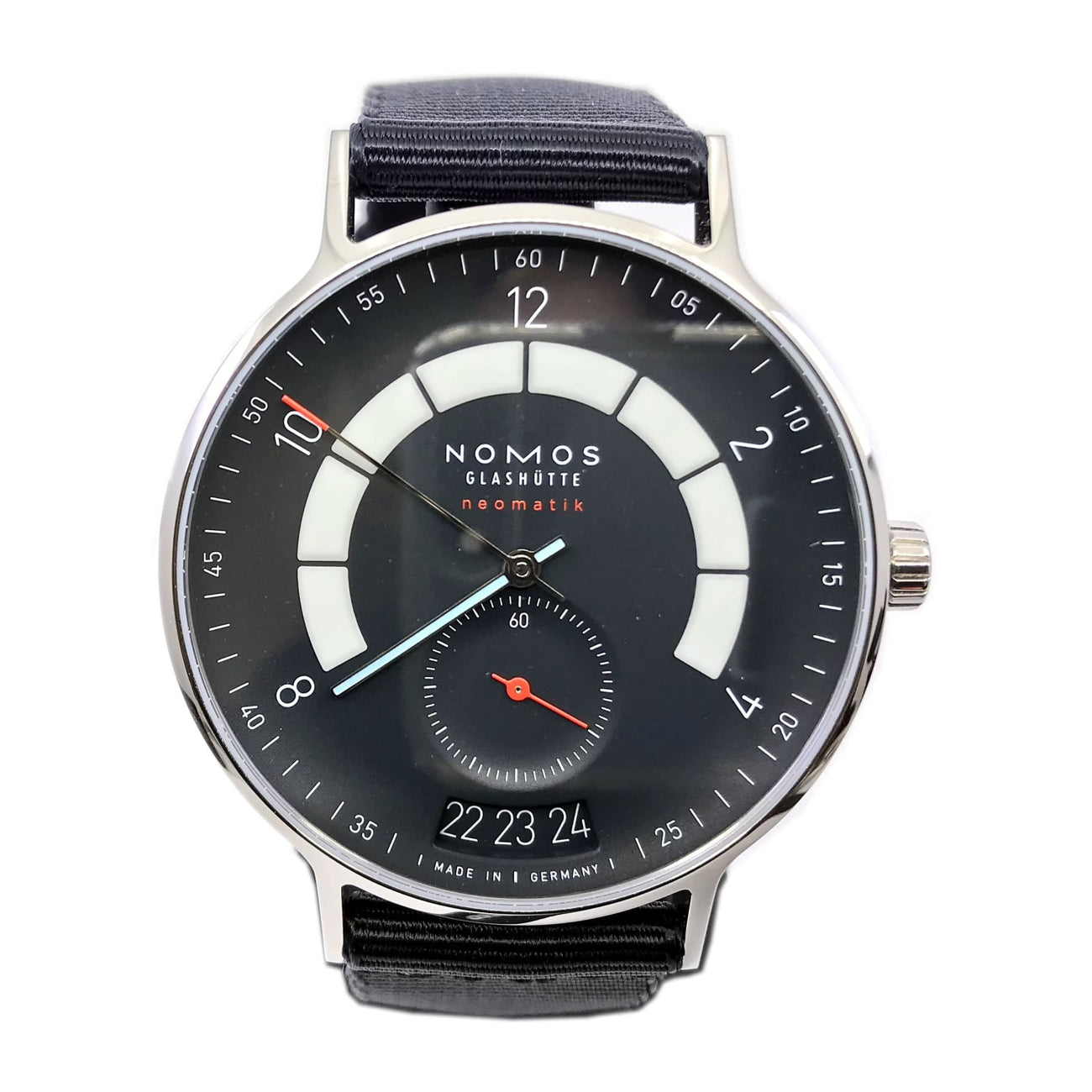 NOMOS Glashütte Autobahn Neomatik 41mm Date Midnight Blue