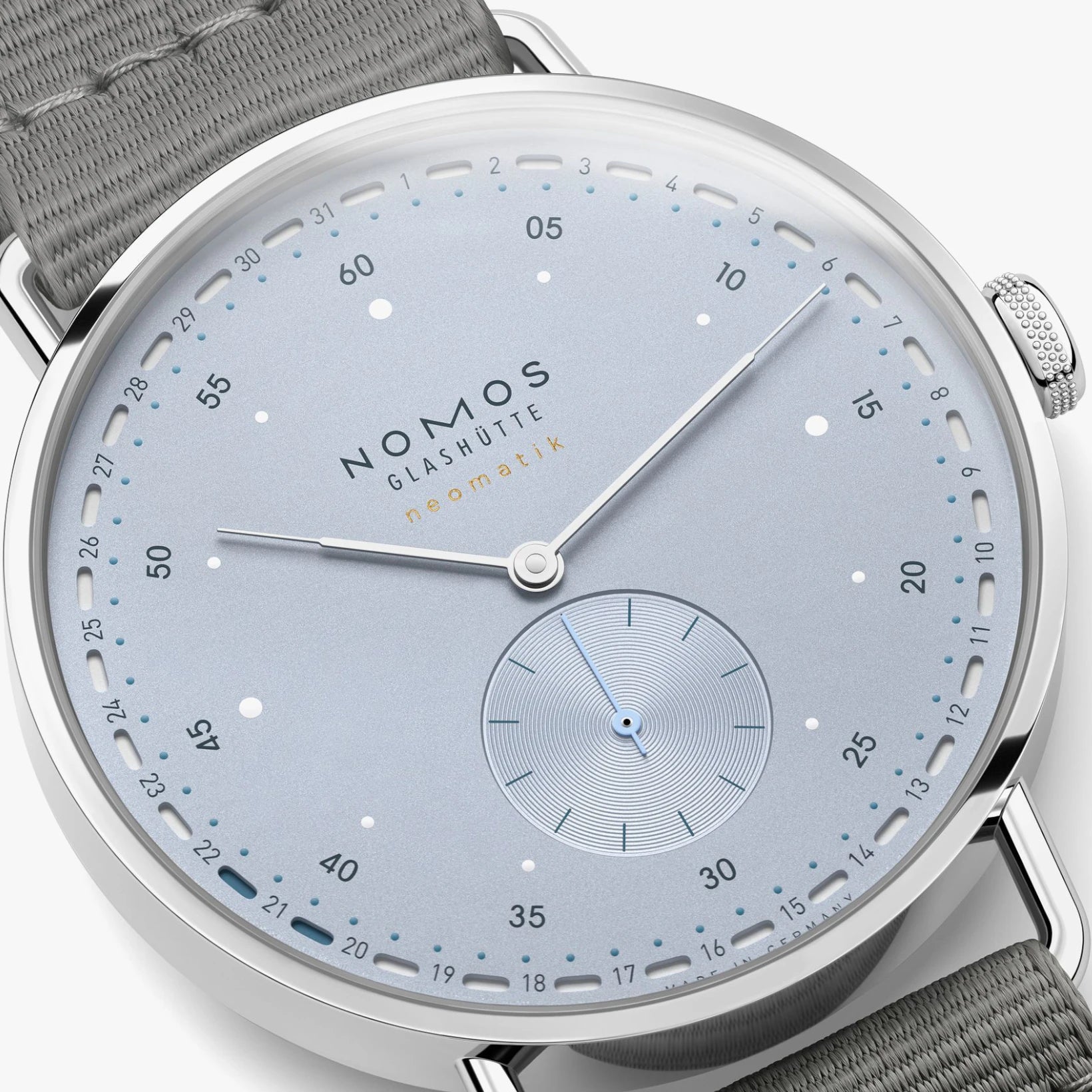 NOMOS Glashütte Metro Neomatik 41 Update Ice Blue