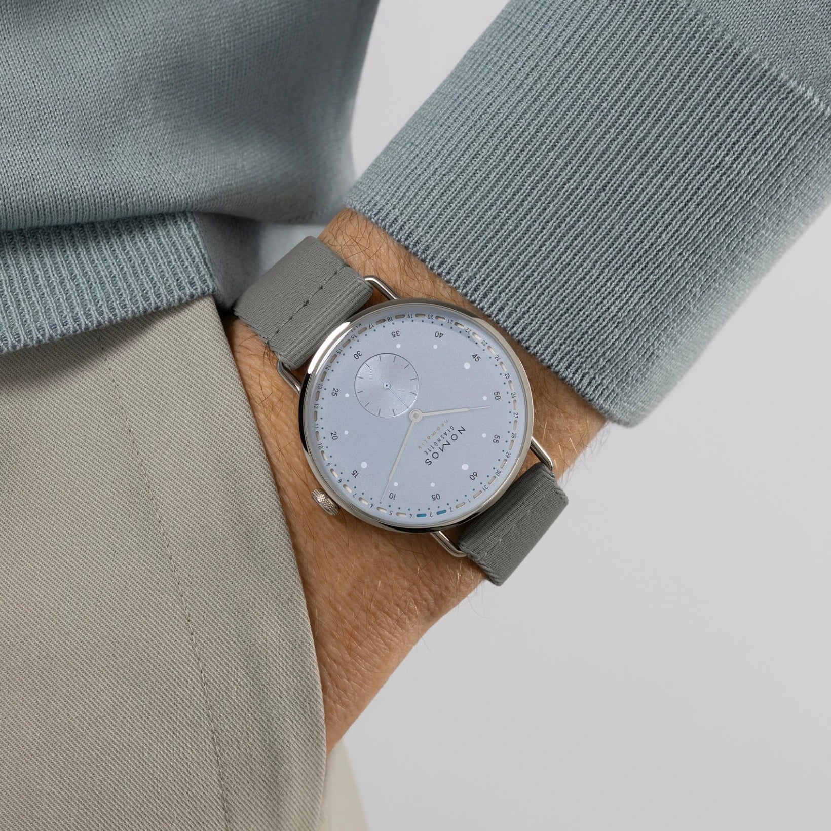 NOMOS Glashütte Metro Neomatik 41 Update Ice Blue