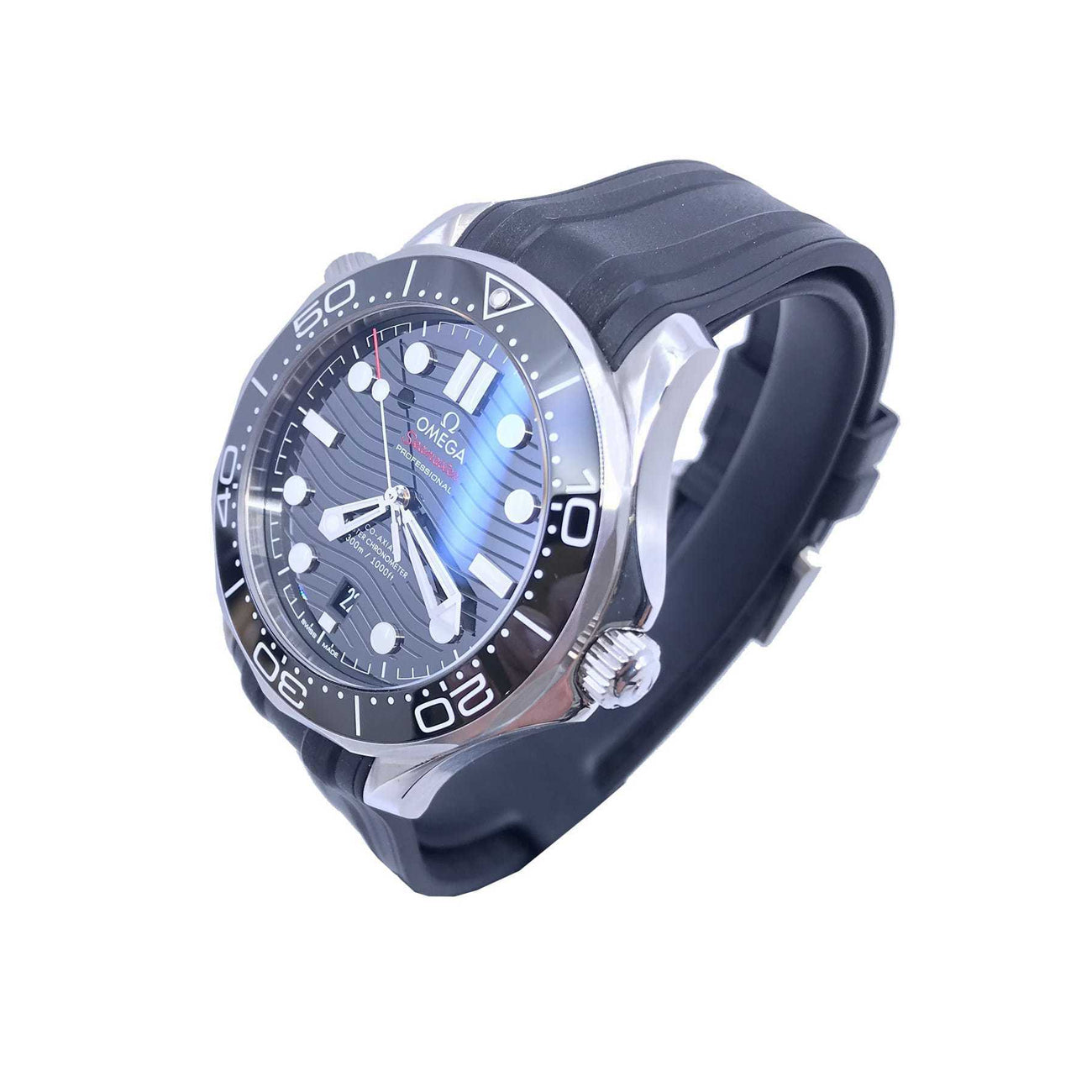 Omega Seamaster Diver 300M Co-Axial Master Chronometer Black Dial on Rubber Strap 210.32.42.20.01.001