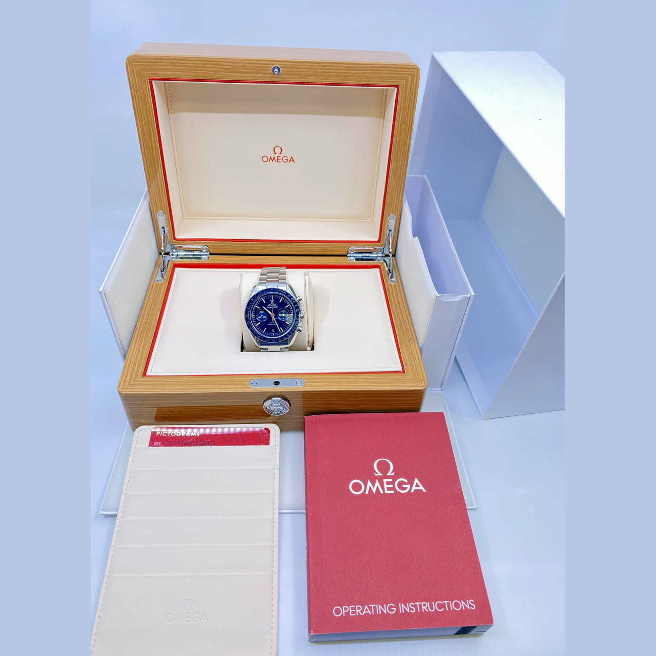 Omega Speedmaster Moonwatch Chronograph 44.25mm 311.90.44.51.03.001
