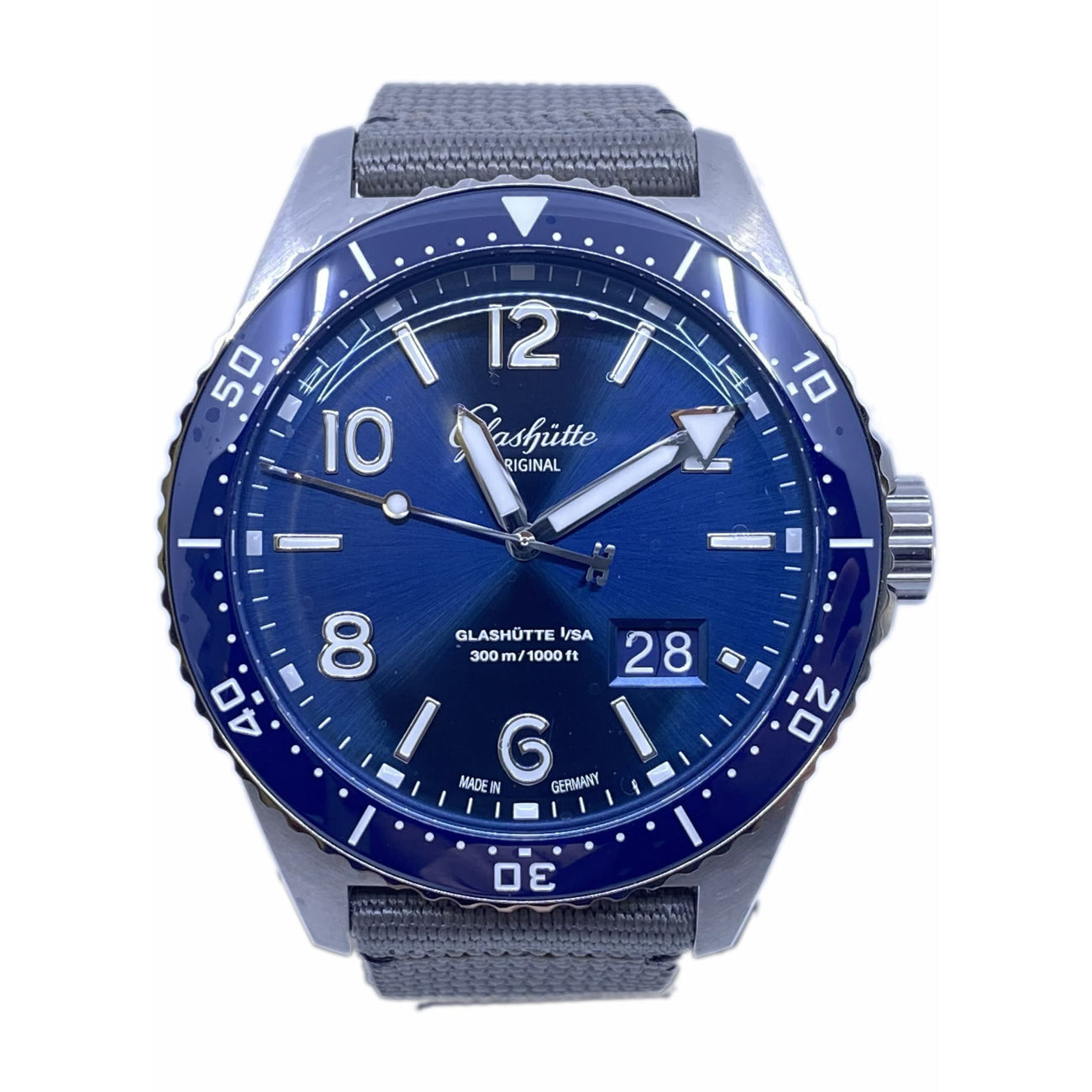 Glashütte Original SeaQ Panorama Date Blue Dial 1-36-13-02-81-08