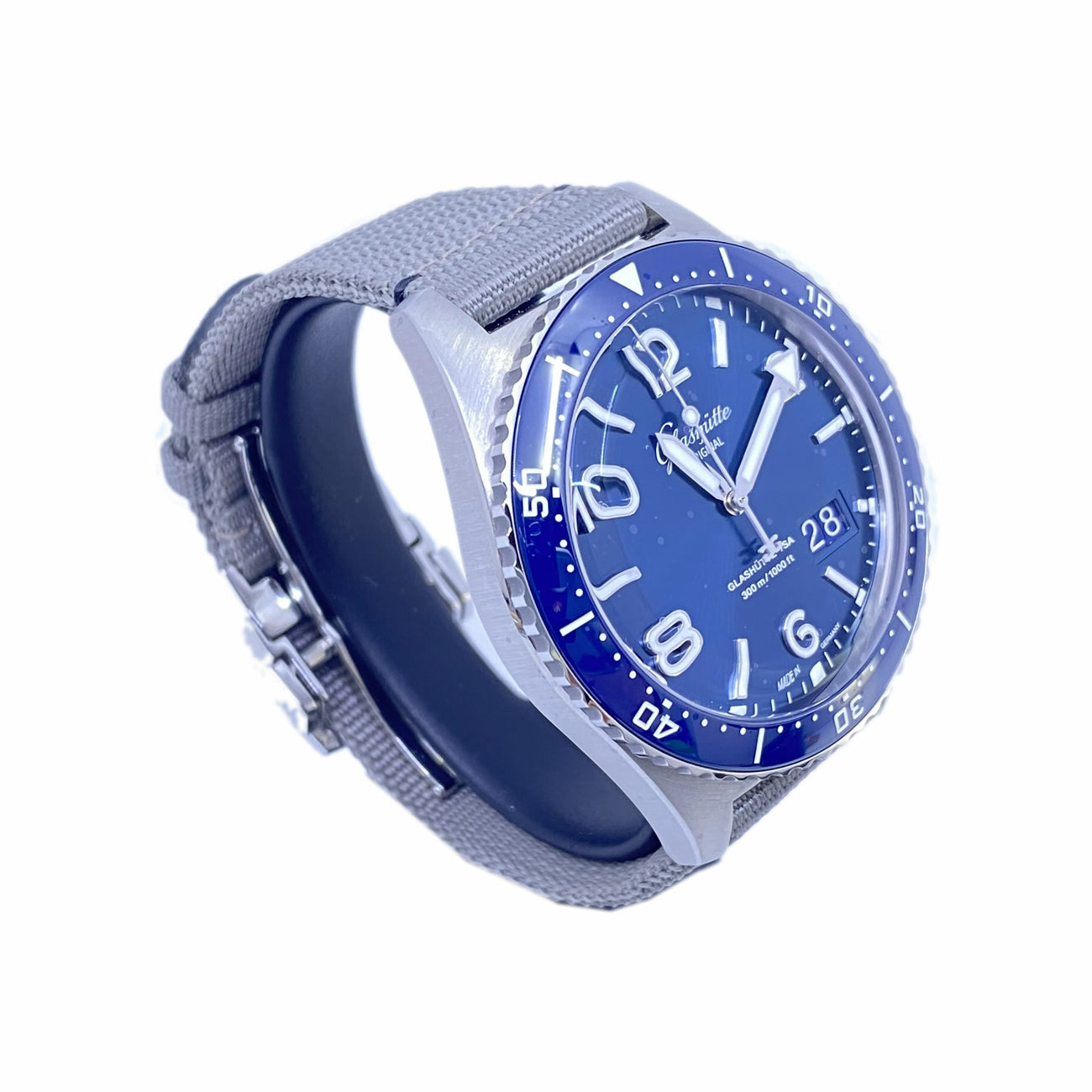 Glashütte Original SeaQ Panorama Date Blue Dial 1-36-13-02-81-08