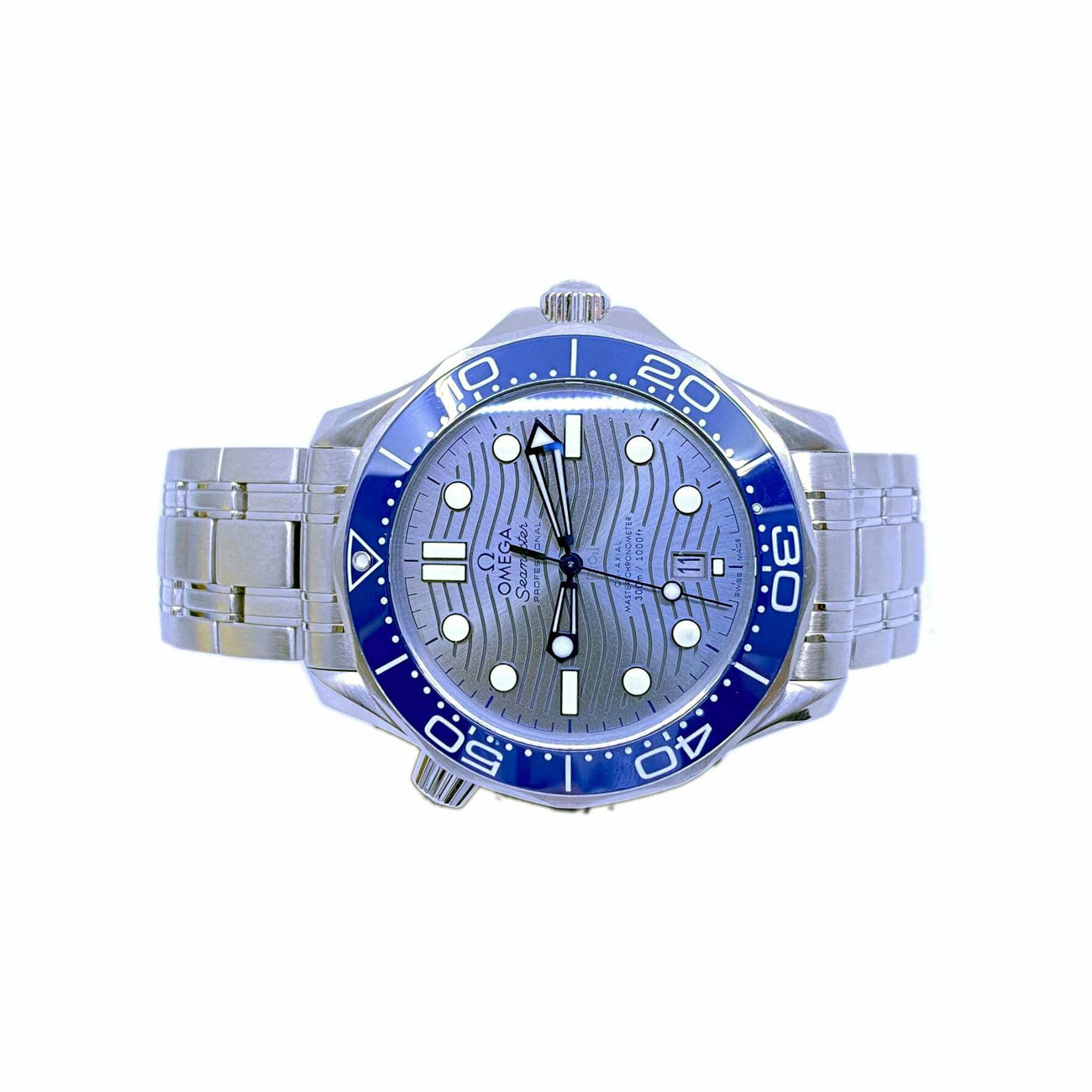 Omega Seamaster Diver 300M Co-Axial Master Chronometer on Bracelet 210.30.42.20.06.001