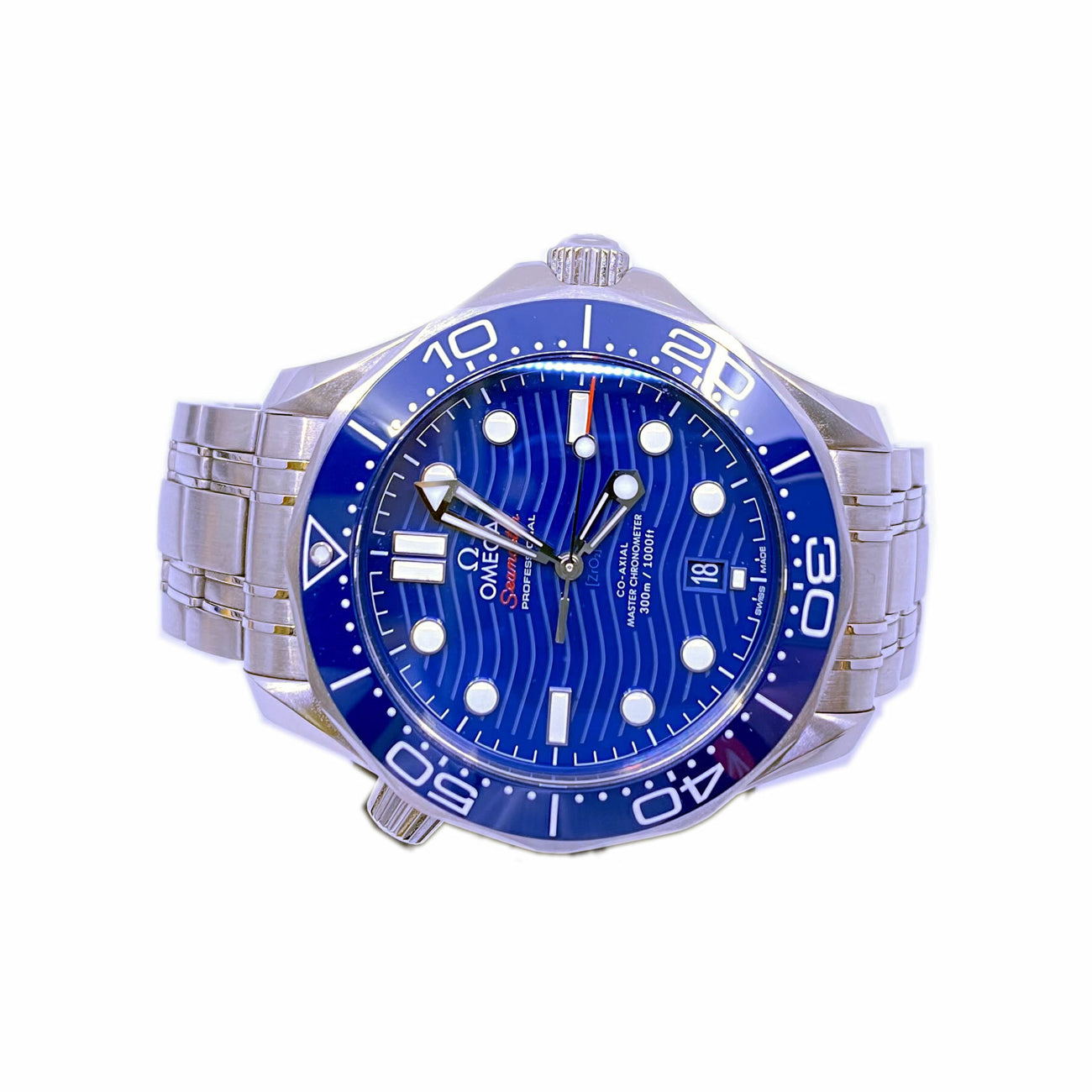 Omega Seamaster Diver 300M Co-Axial Master Chronometer on Bracelet 210.30.42.20.03.001