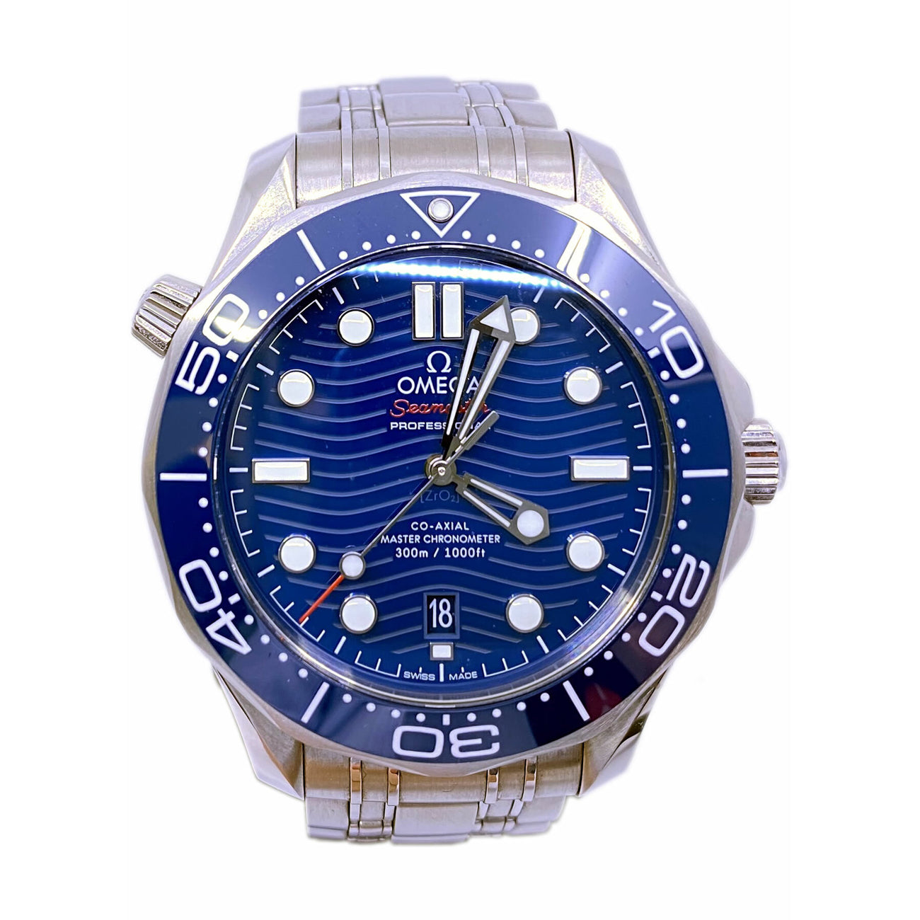 Omega Seamaster Diver 300M Co-Axial Master Chronometer on Bracelet 210.30.42.20.03.001