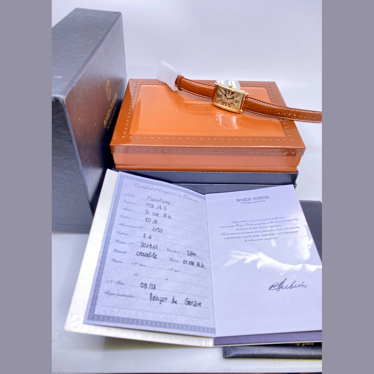 Roger Dubuis Much More M28 18 5