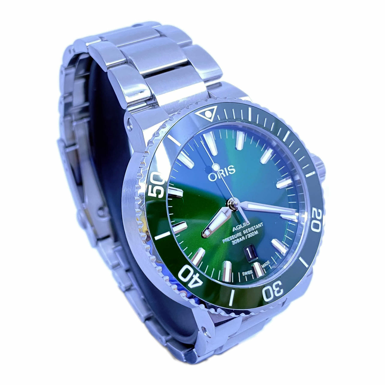 Oris Aquis Date Green Dial on Bracelet 01 733 7730 4157-07 8 24 05PEB