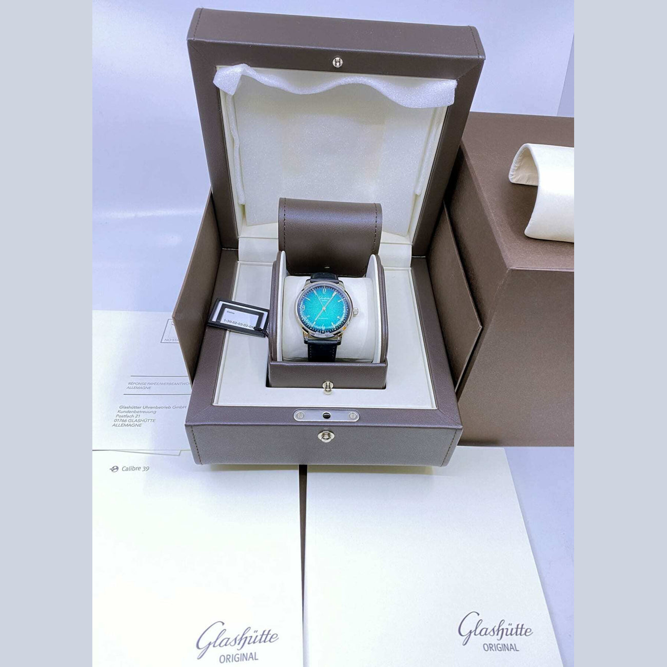 Glashütte Original Sixties Green Dial 1-39-52-03-02-04