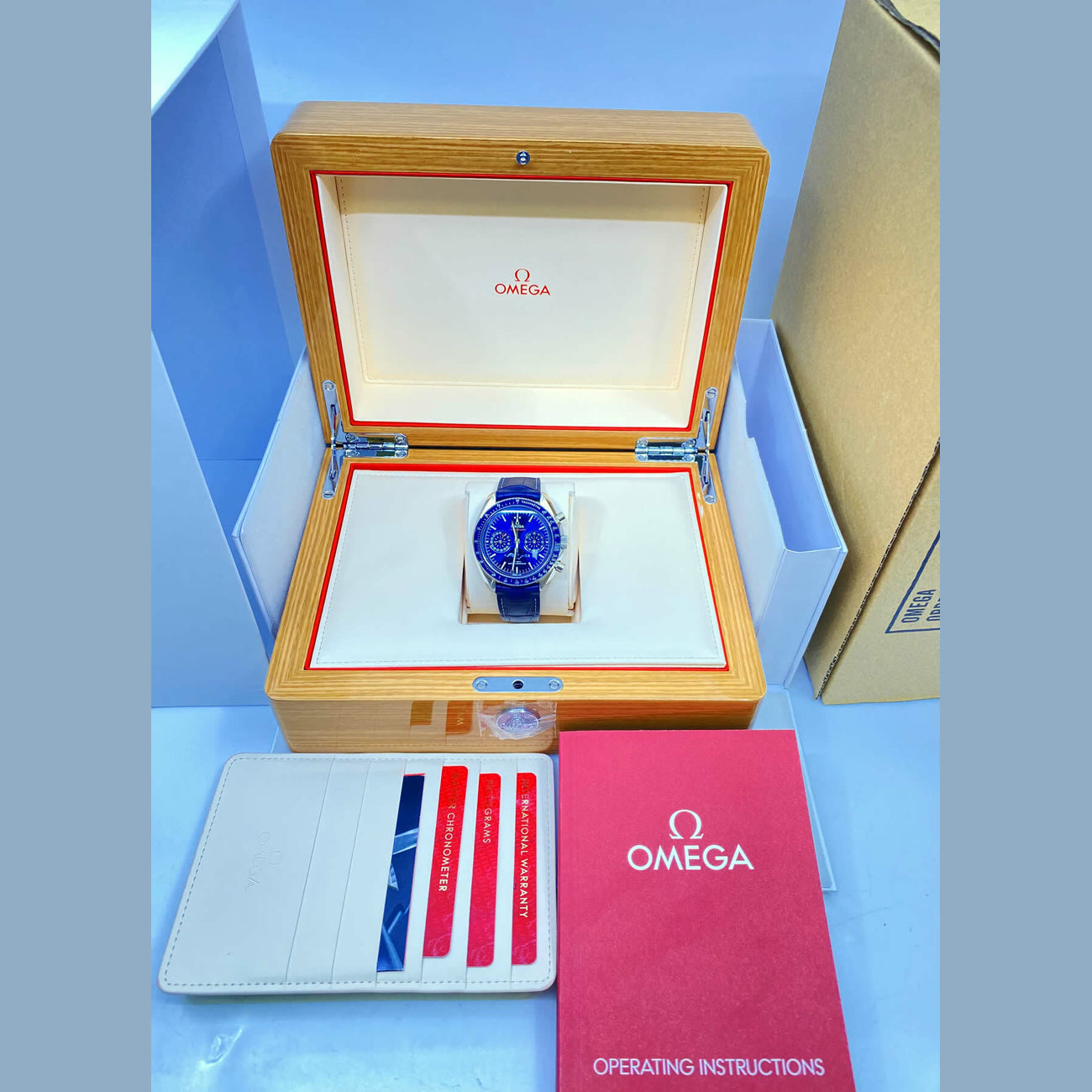 Omega Speedmaster Moonwatch Master Chronometer Moonphase