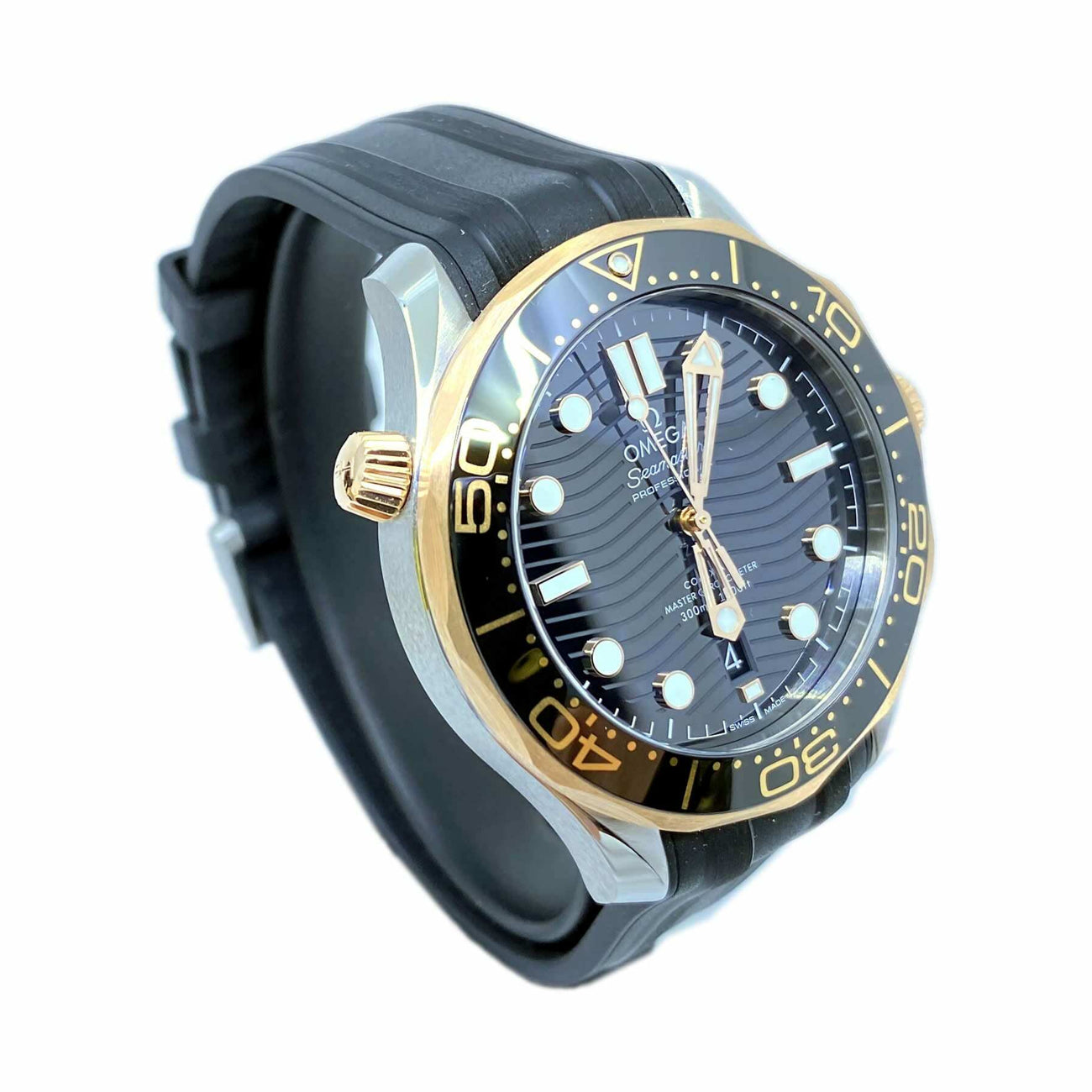 Omega Seamaster Diver 300M Co-Axial Master Chronometer Sedna Gold 210.22.42.20.01.002