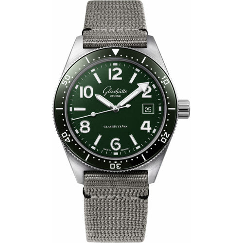 Glashütte Original SeaQ Reed Green Dial on Textil Strap