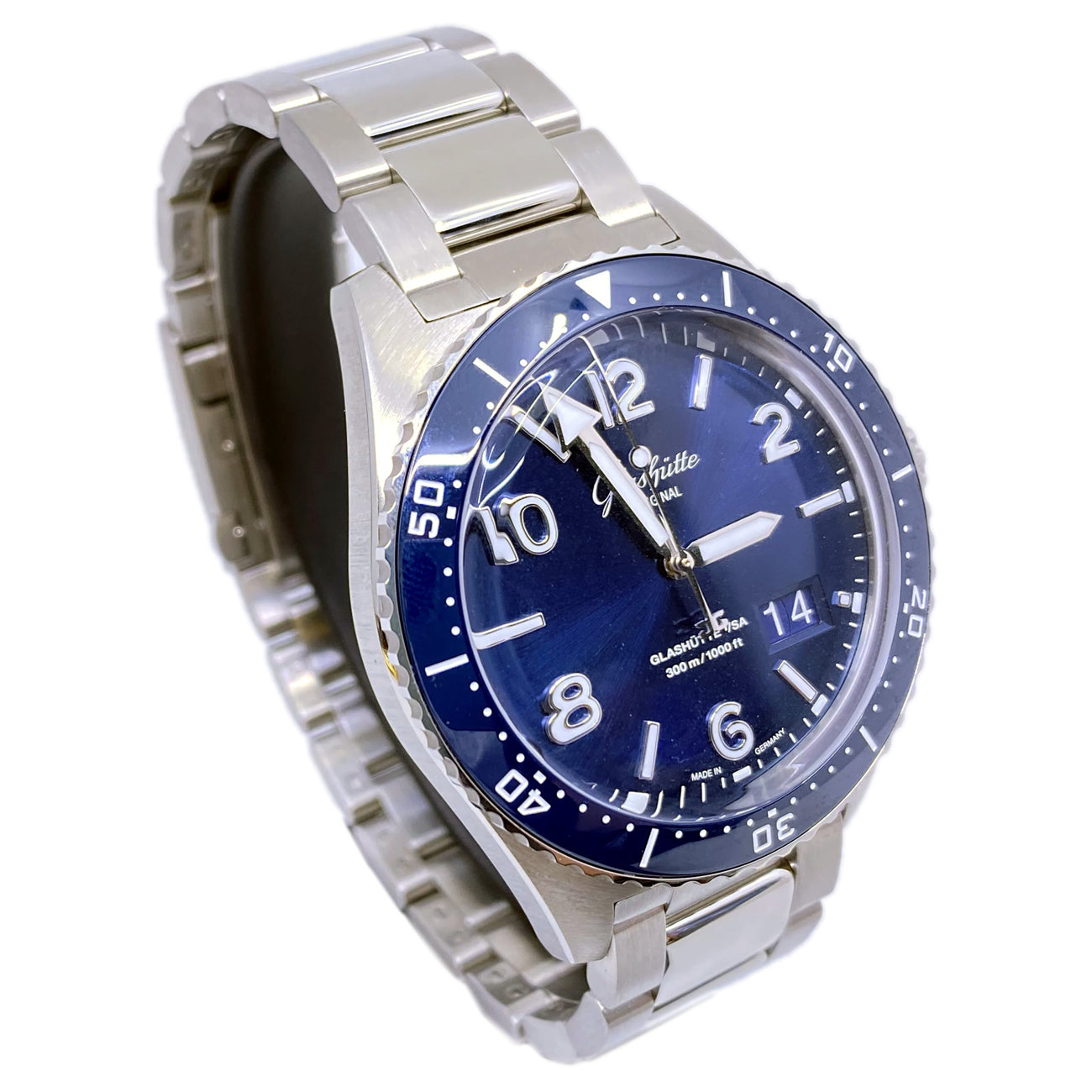 Glashütte Original SeaQ Panorama Date Blue Dial 1-36-13-02-81-34