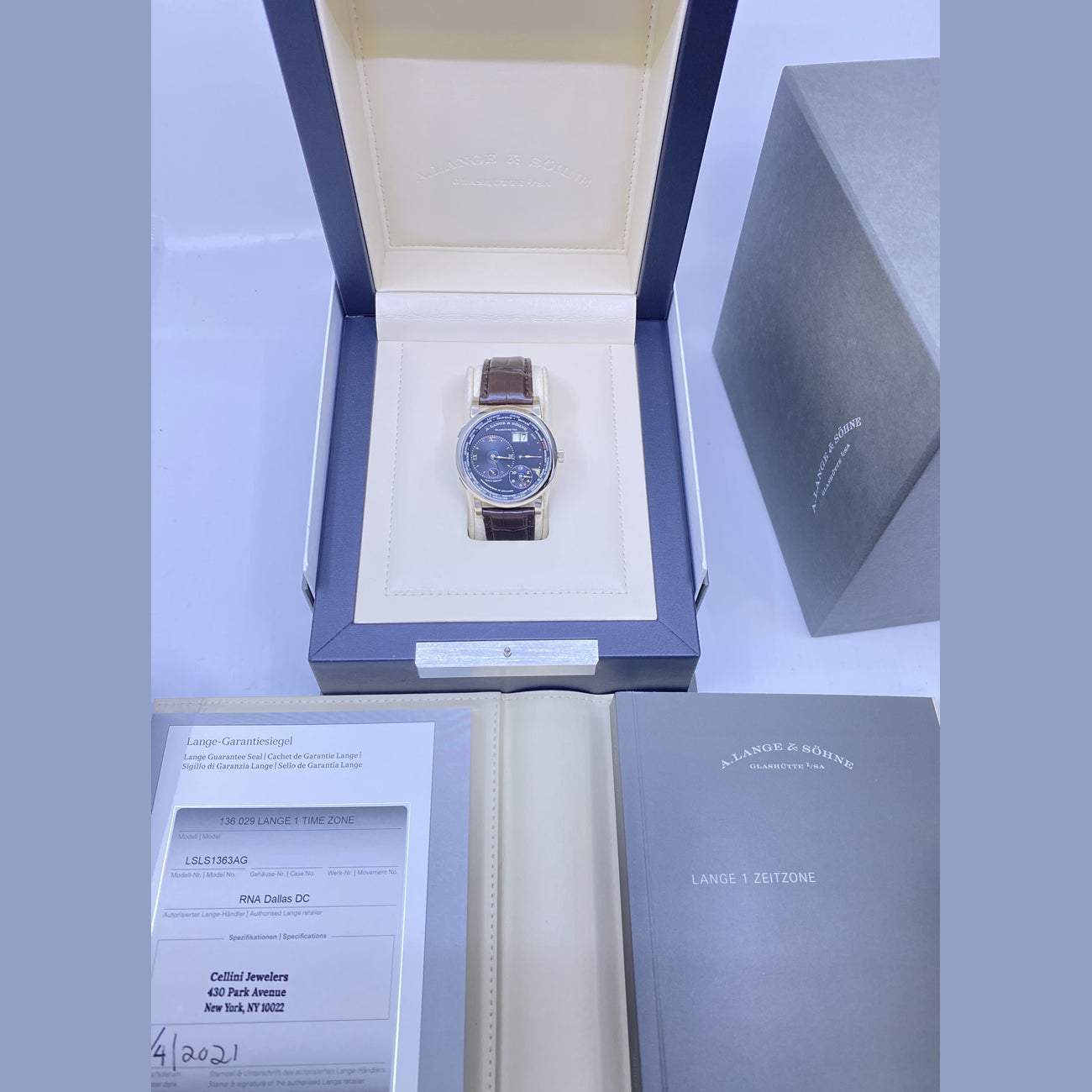 A. Lange & Söhne Lange 1 Time Zone 136.029