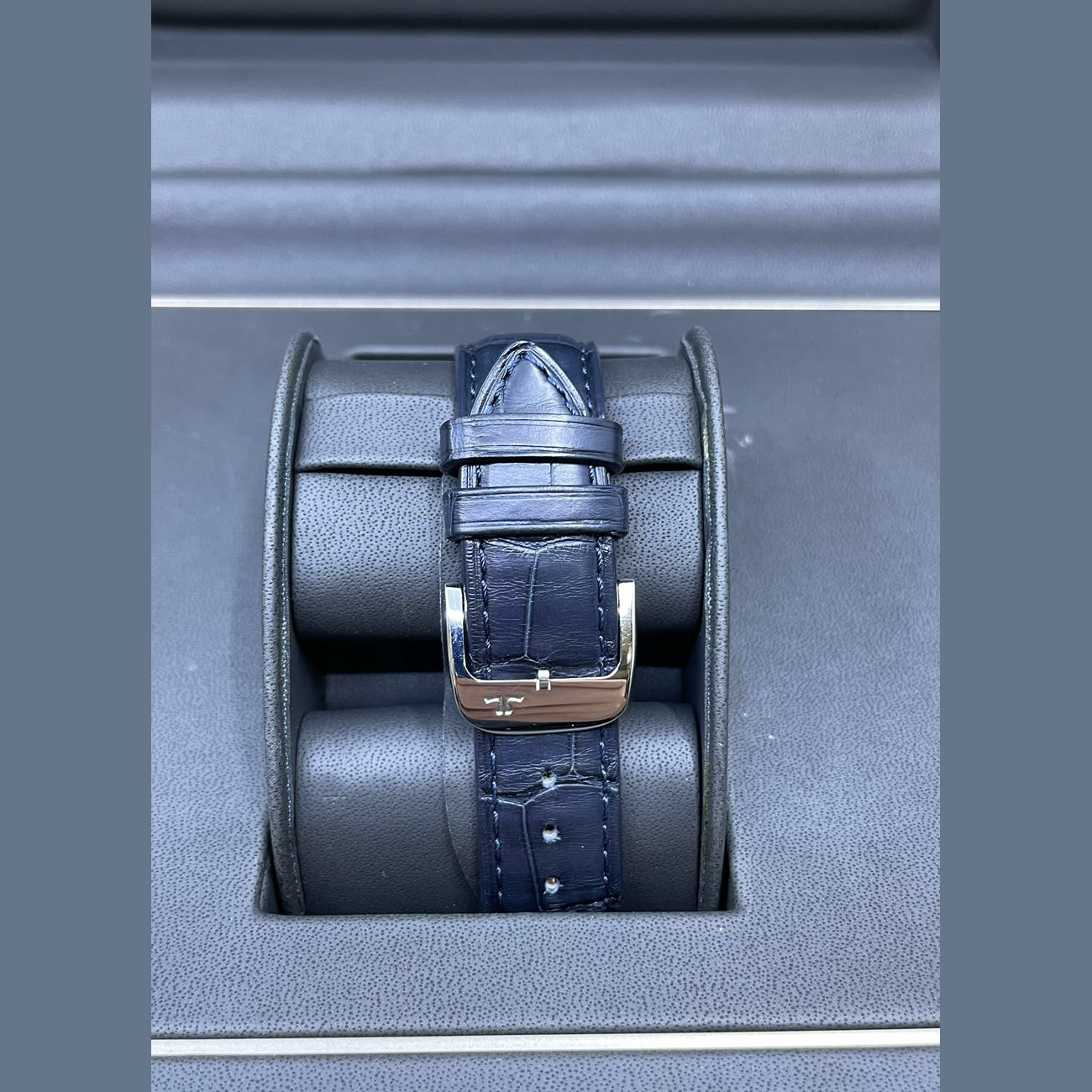 Jaeger-LeCoultre Master Control Date Q1548530