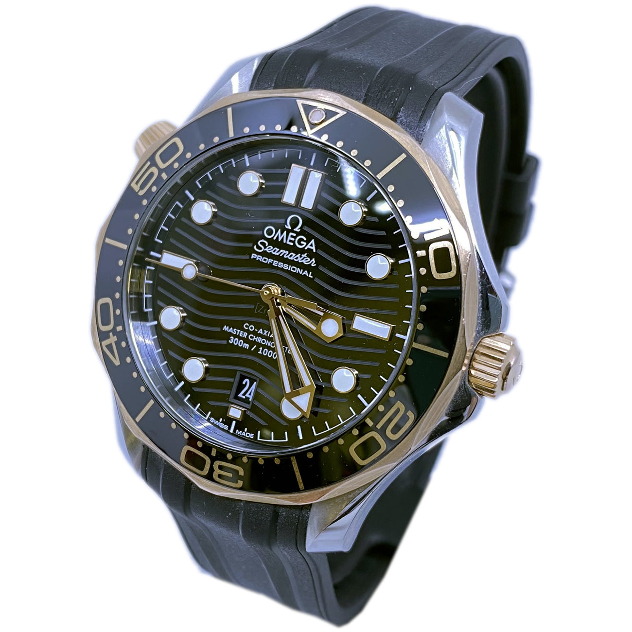 Omega Seamaster Diver 300M Co-Axial Master Chronometer Sedna Gold 210.22.42.20.01.002
