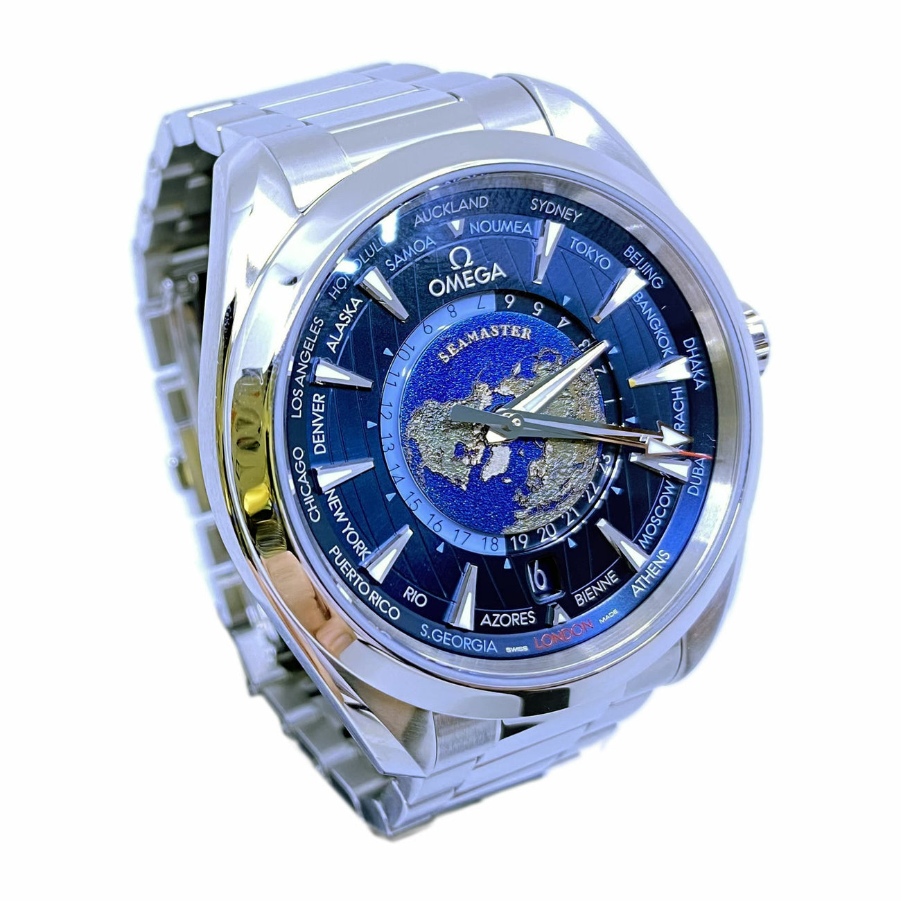 Omega Seamaster Aqua Terra 150m GMT World Timer 43mm on Bracelet 220.10.43.22.03.001