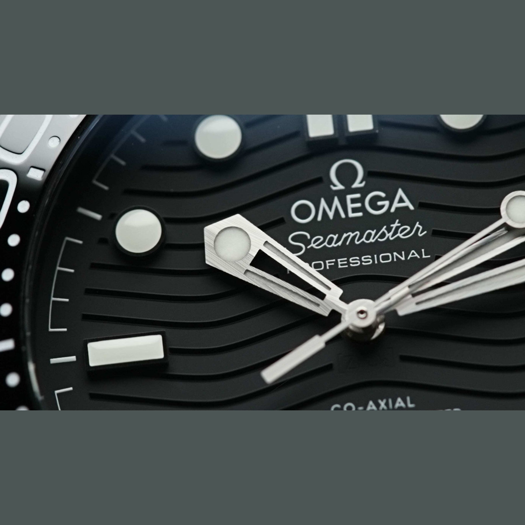 Omega Seamaster Diver 300M Black Ceramic Master Chronometer 210.92.44.20.01.002