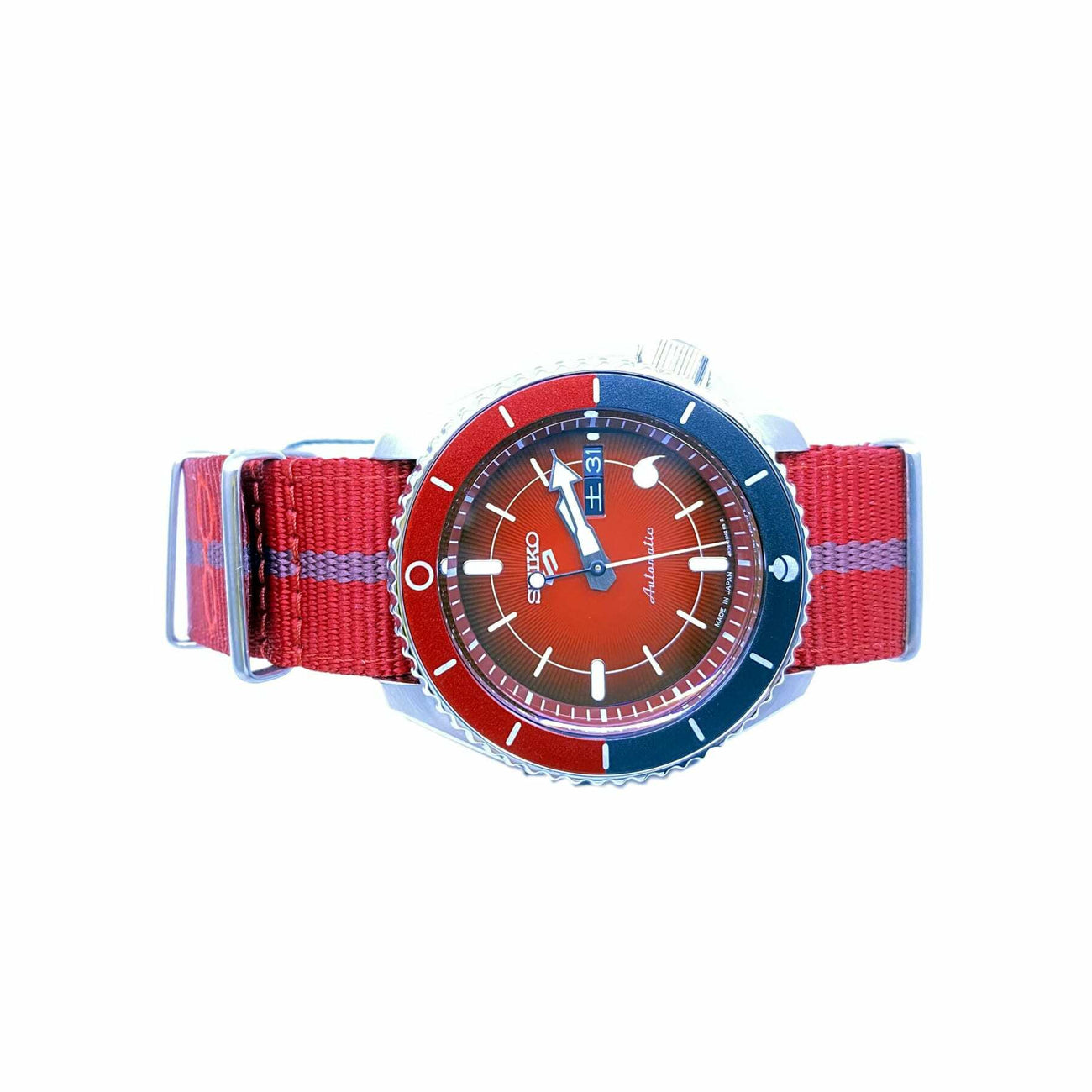 Seiko 5 Sarada Uchiha SBSA089