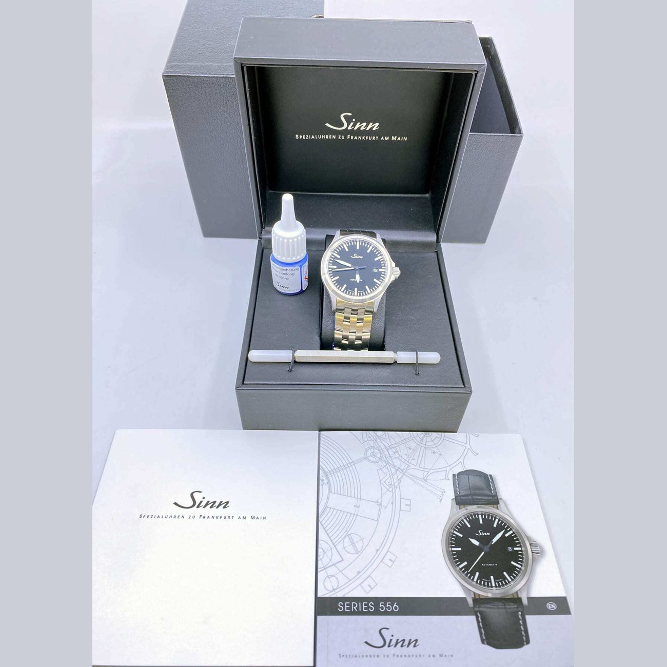 Sinn 556 on Bracelet 556.010