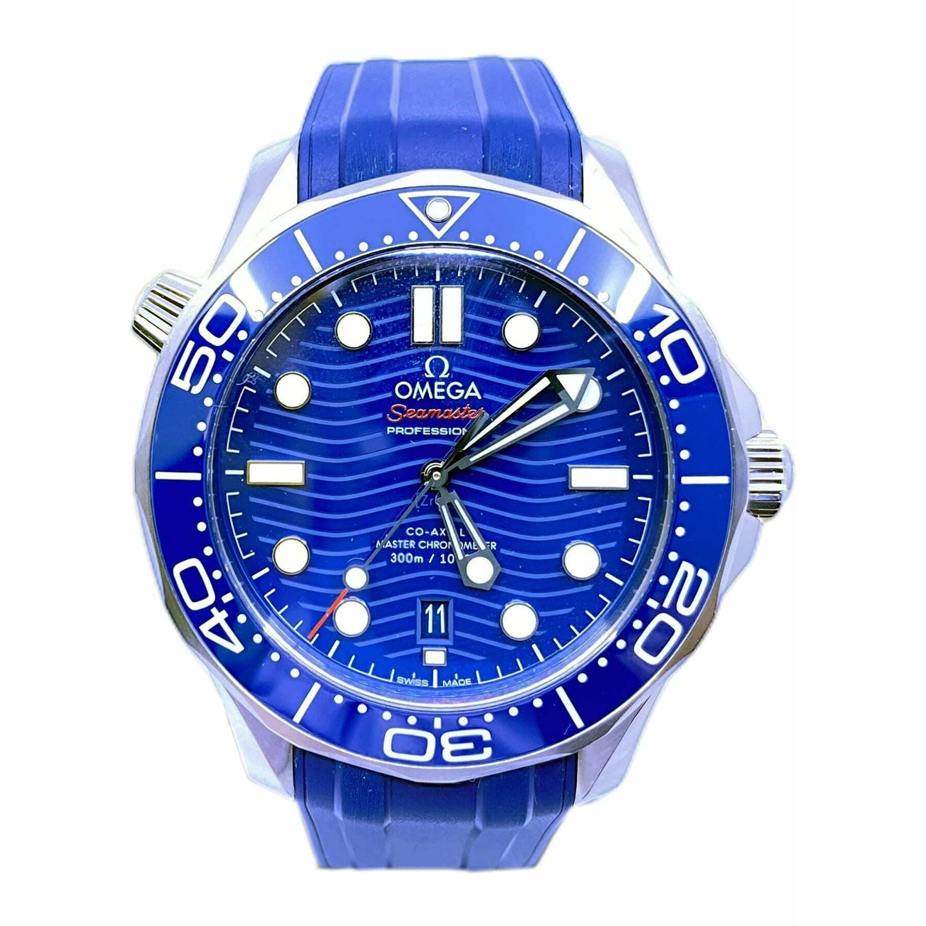 Omega Seamaster Diver 300M Co-Axial Master Chronometer on Rubber Strap 210.32.42.20.03.001