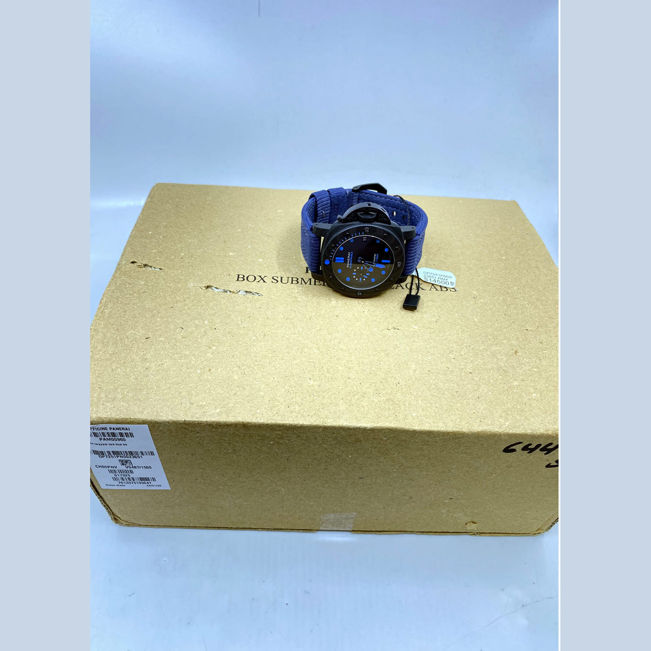 Panerai Submersible Carbotech PAM00960