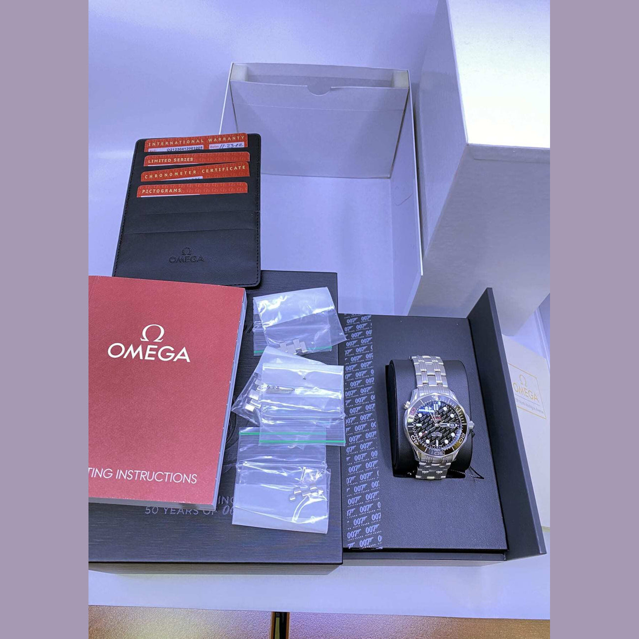 Omega Seamaster 300 James Bond 007 212.30.41.20.01.005