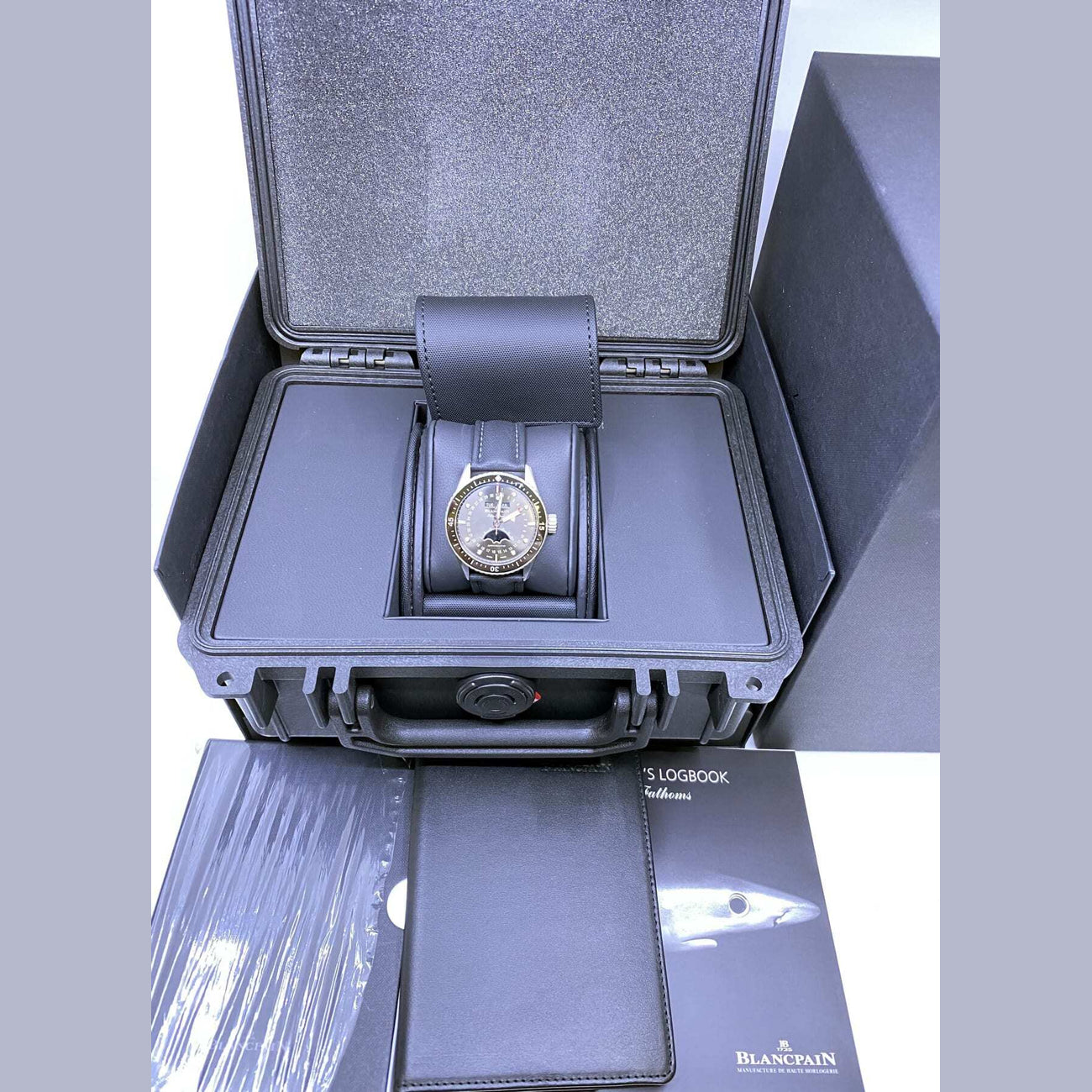 Blancpain Fifty Fathoms Bathyscaphe Quantieme Complet 5054-1110-B52A