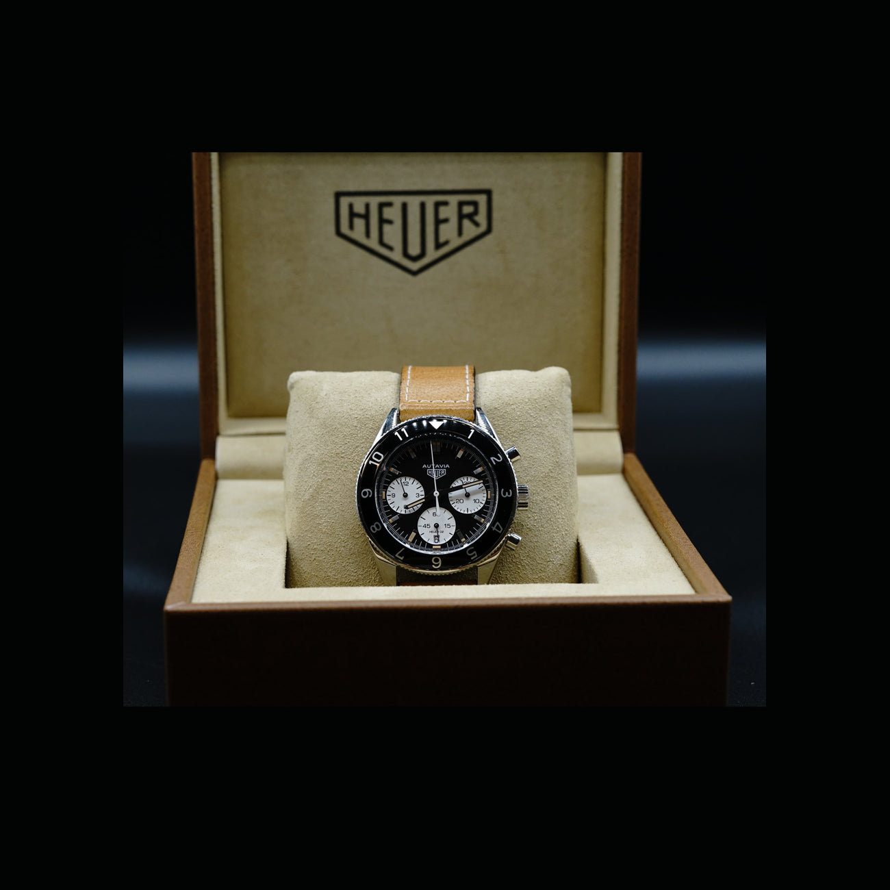 Tag Heuer Heritage Chronograph CBE2110.FC8226