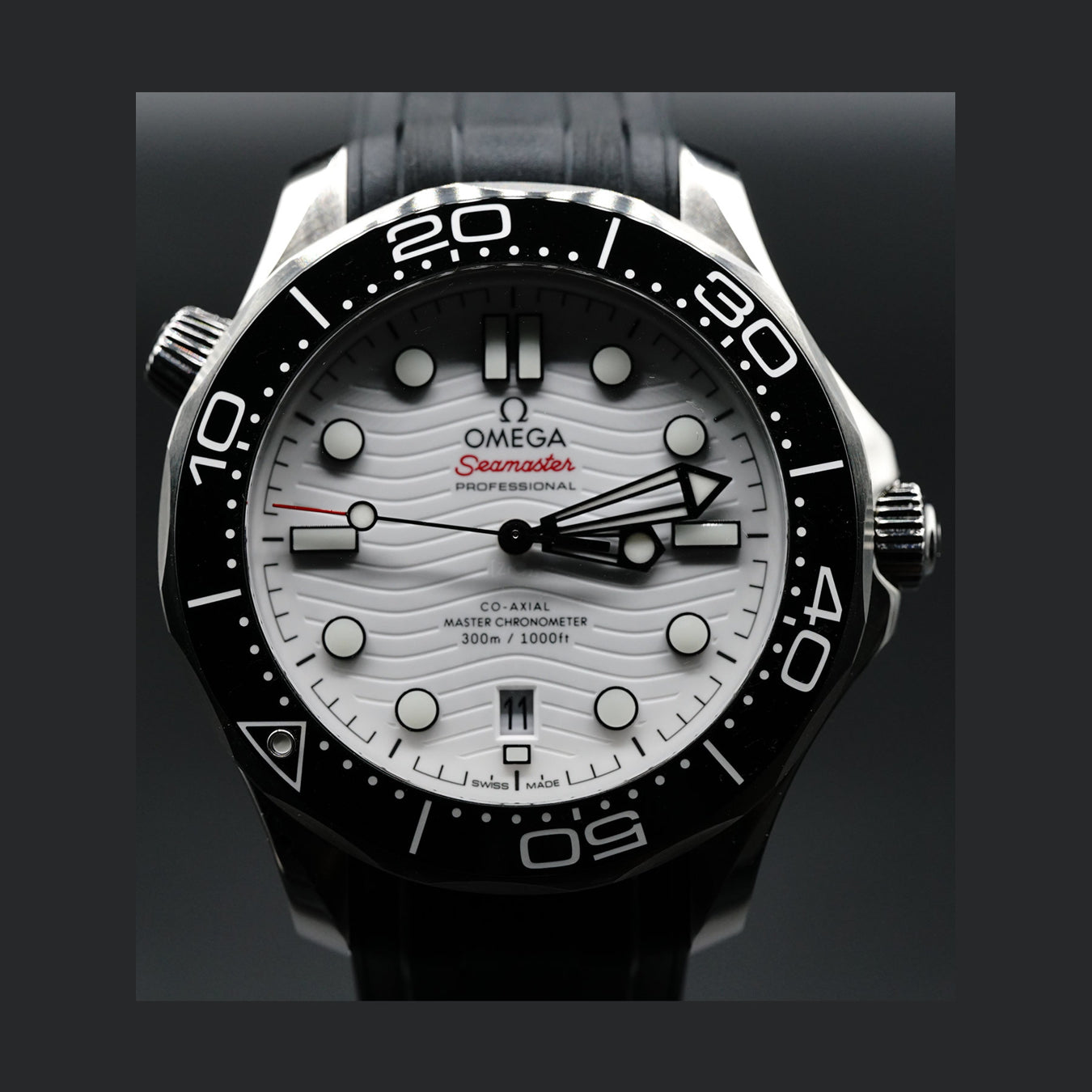Omega Seamaster 300m Diver White Dial 210.32.42.20.04.001
