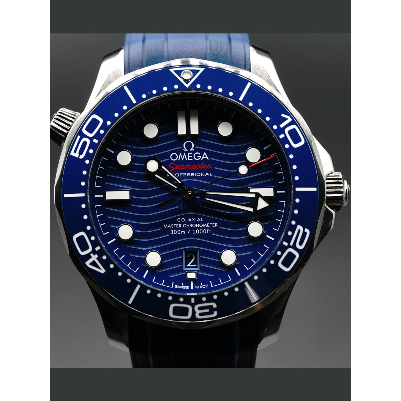 Omega Seamaster Diver 300M Co-Axial Master Chronometer on Rubber Strap 210.32.42.20.03.001