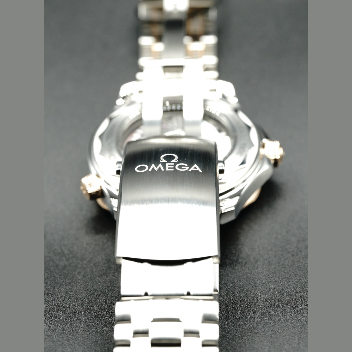 Omega Seamaster Diver 300M Co-Axial Master Chronometer Sedna Gold 210.22.42.20.01.002