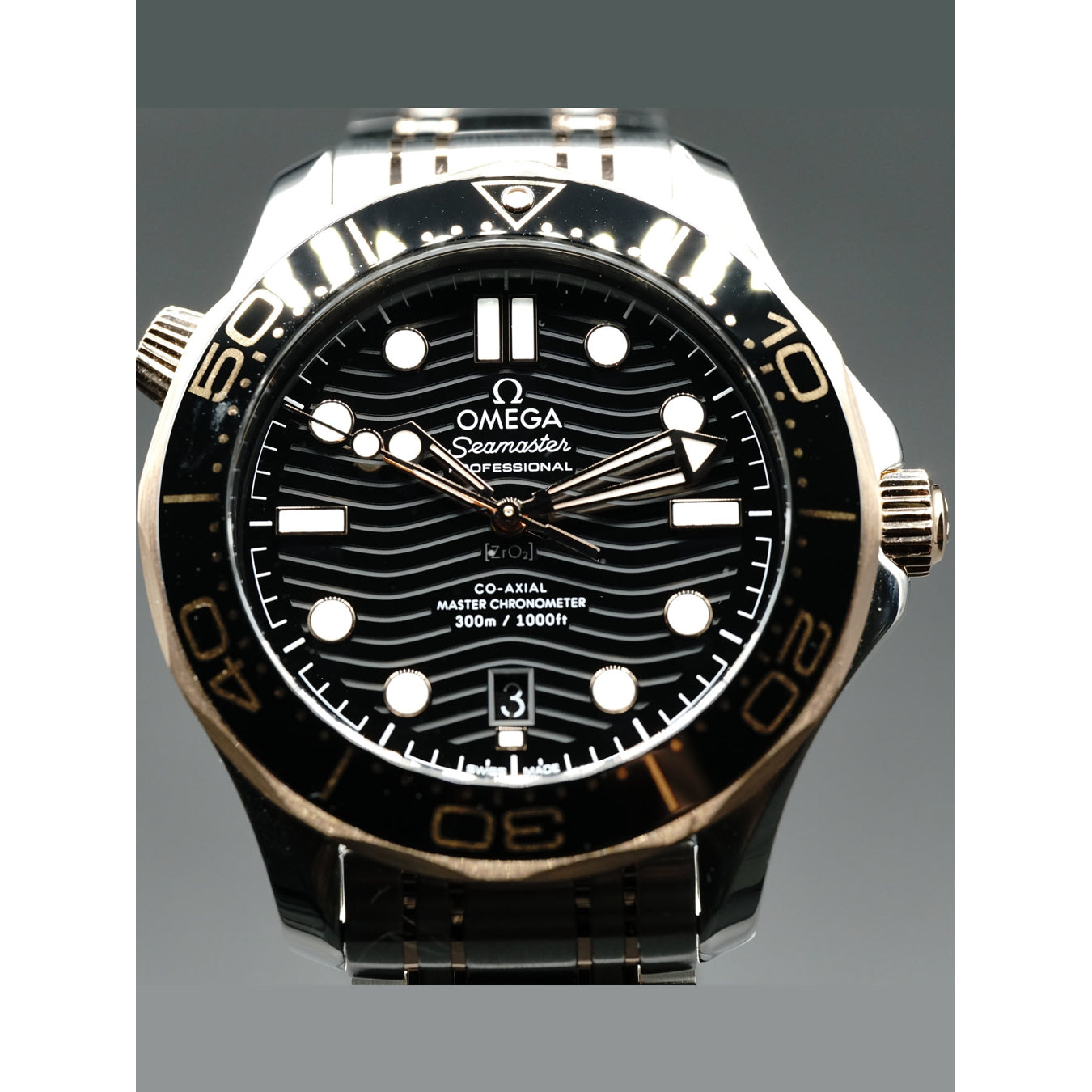 Omega Seamaster Diver 300M Co-Axial Master Chronometer Sedna Gold 210.22.42.20.01.002