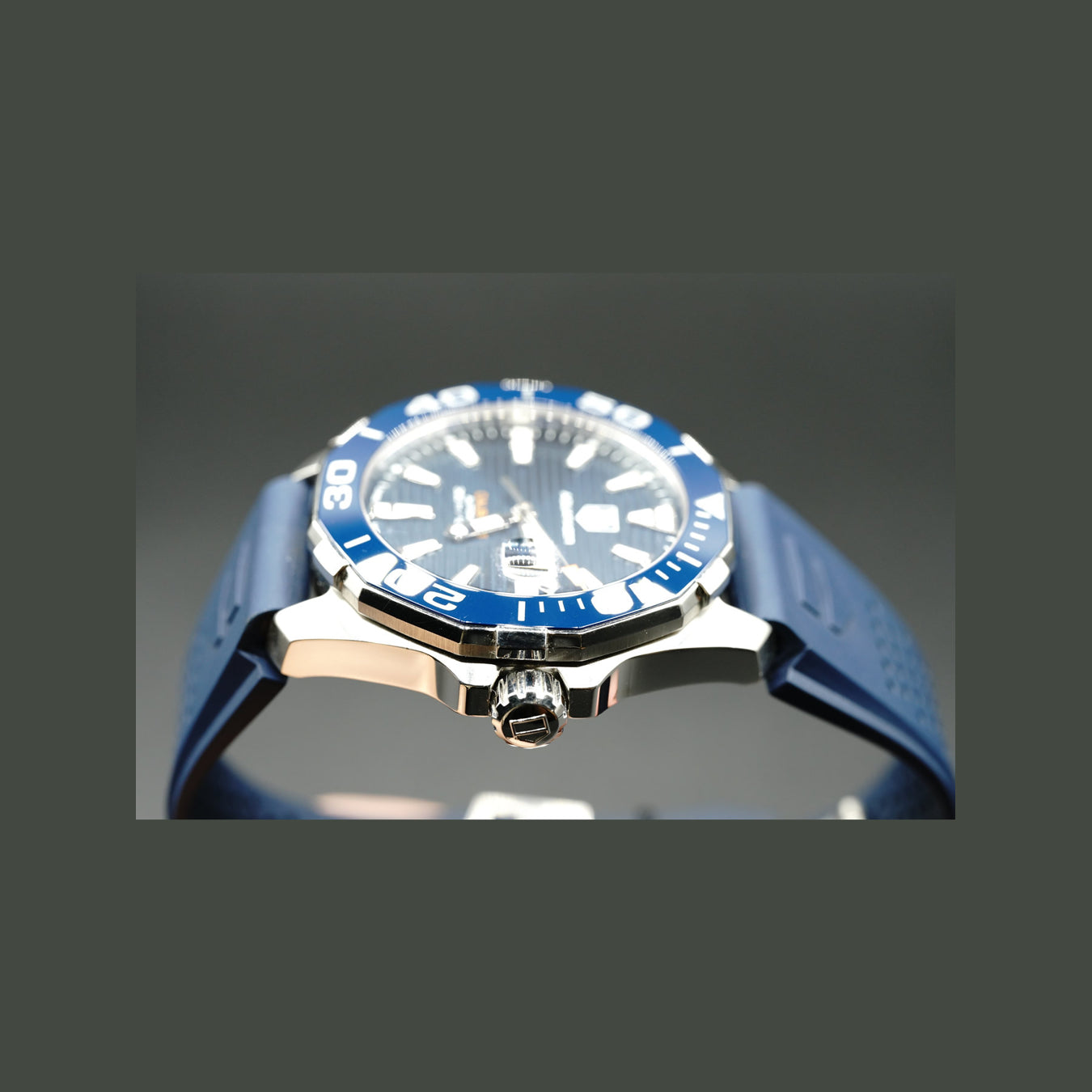 Tag Heuer Aqua Racer Calibre 5 WAY211C