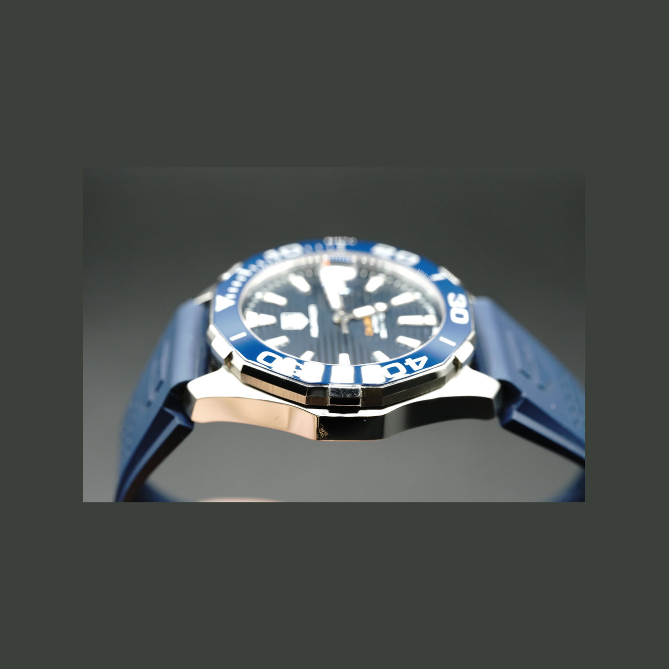 Tag Heuer Aqua Racer Calibre 5 WAY211C