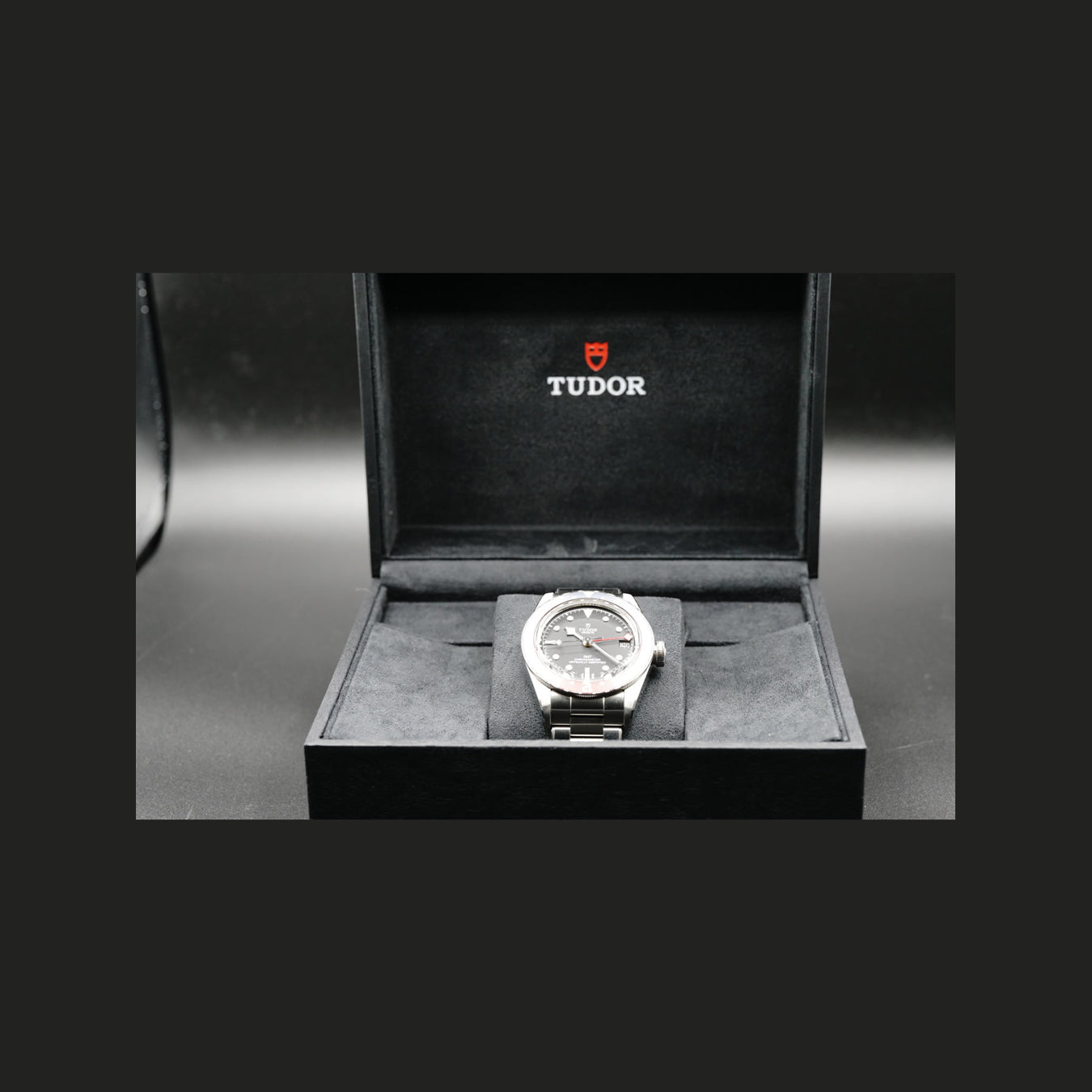 Tudor Black Bay GMT Pepsi 79830RB