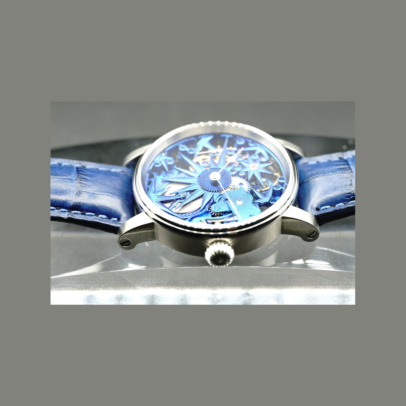 Schaumburg Watch Ice Blue